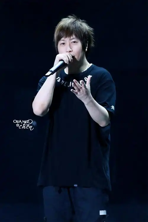 五月天阿信 #人生无限公司南京# - 堆糖,美图壁纸兴趣社区