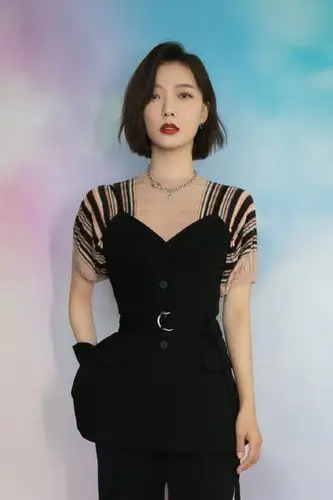 王珞丹时尚精致写真图片36