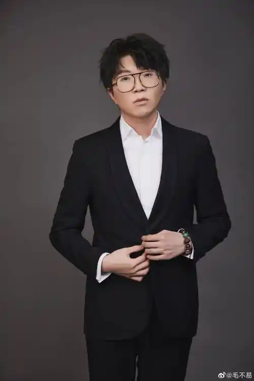 毛不易自曝没谈恋爱很多年,原因令人心碎