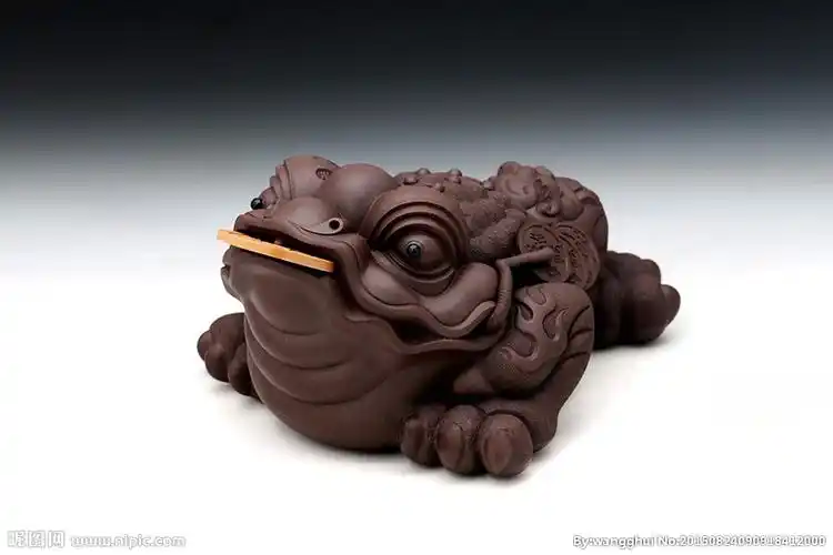 金蟾三足金蟾图片