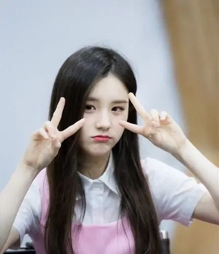 周震南:面具女友