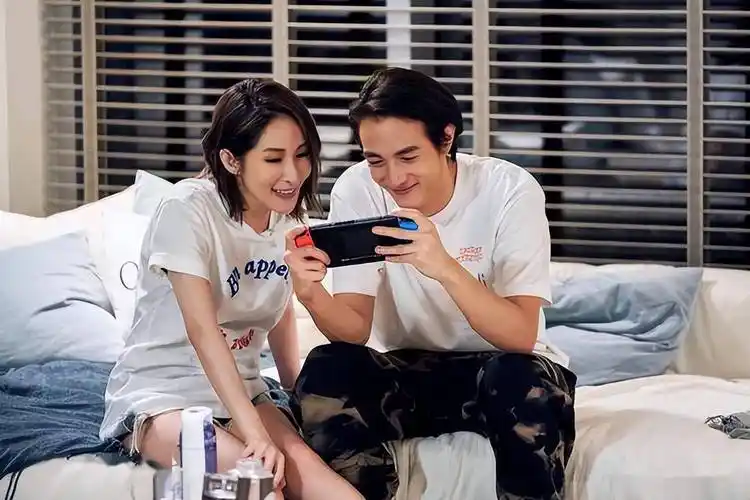 萧亚轩:前男友结婚了,新娘不是她_黄皓_男人_声明