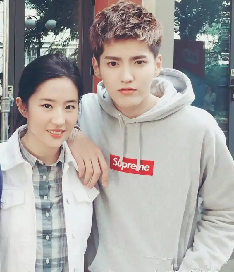 原来你还在,这里(刘亦菲与吴亦凡)