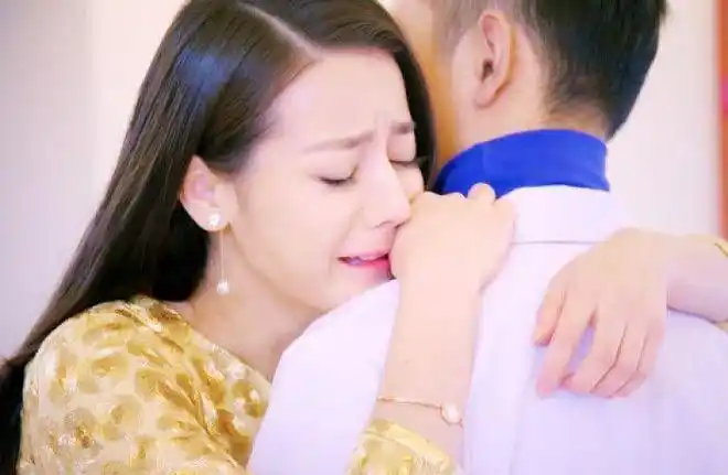 克拉恋人霸道总裁与碎嘴明星沈东军给了高雯独一无二的偏爱