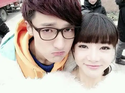 邓家佳男友