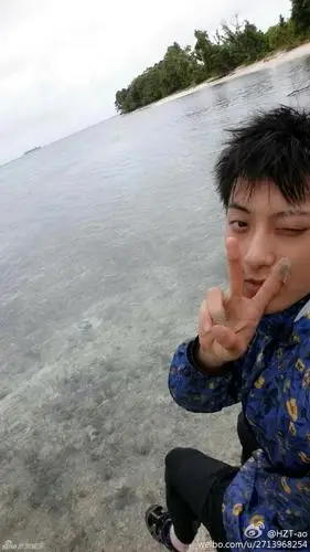 组图:exo黄子韬自曝素颜近照 称已三天未洗脸_高清图集_新浪网