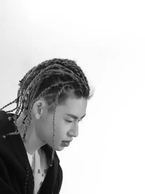 小鬼王琳凯unicorn