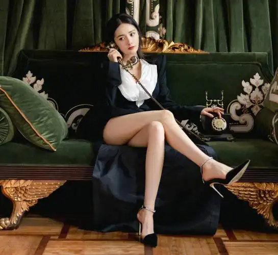 杨幂这腿绝了身材一直很赞