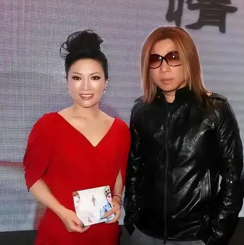 歌手郭峰的销声匿迹是整个乐坛的损失和悲哀