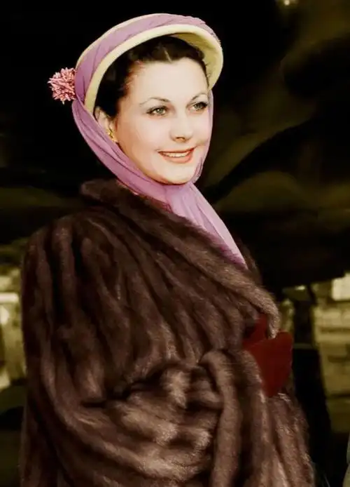 费雯丽,一个能和赫本媲美的女人,她的穿衣打扮也太时尚高级了吧