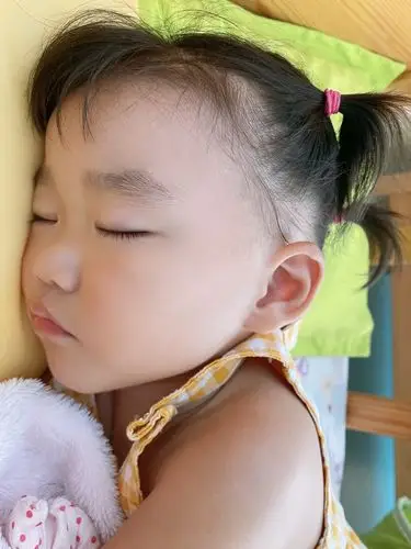 欢迎观看鲱鱼宝宝早教中心苗苗四班一日生活照