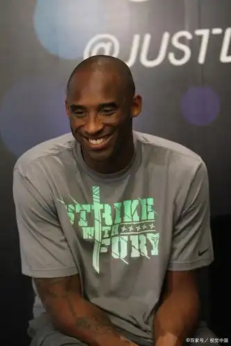 科比壁纸之你最美的微笑留在人间!