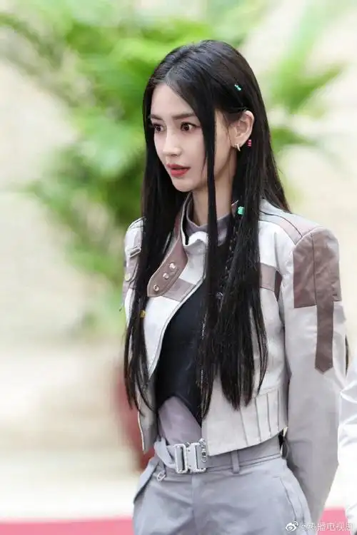 杨颖晒自拍照##angelababy迟到vs新鲜的自拍