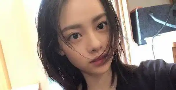 黄景瑜前任王雨馨称被"家暴",网友却说黄景瑜"好惨"一男的?