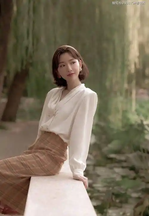 毛晓彤甜蜜的笑容温婉可人,又俘获了谁的芳心_人生_风景_生活