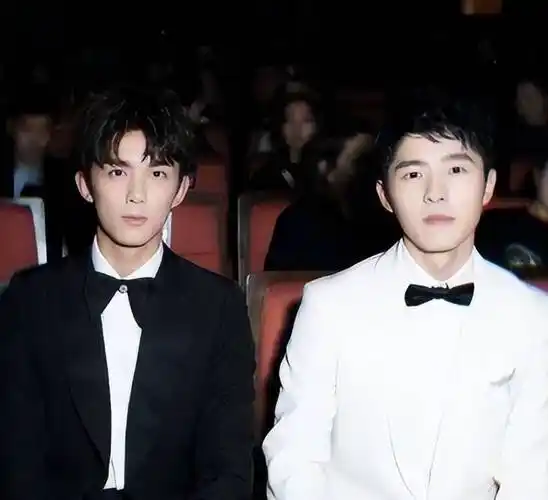 7位25岁以下的演技派易烊千玺百亿票房文淇文艺片之光