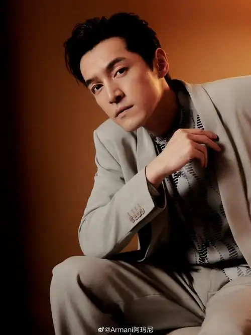 竹在金陵##giorgio armani全球代言人胡歌