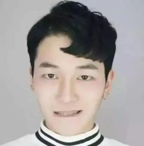 不露额头,男生刘海发型照样帅