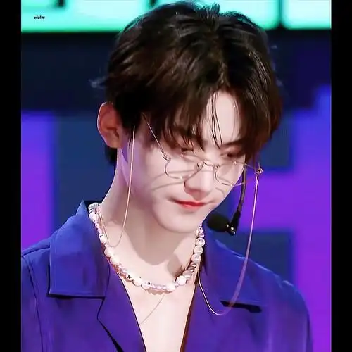 救命看完radio想开个周柯宇gif楼