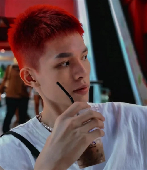 男生寸头染发推荐 海王红寸头帅极了_时尚男发 - 美发站