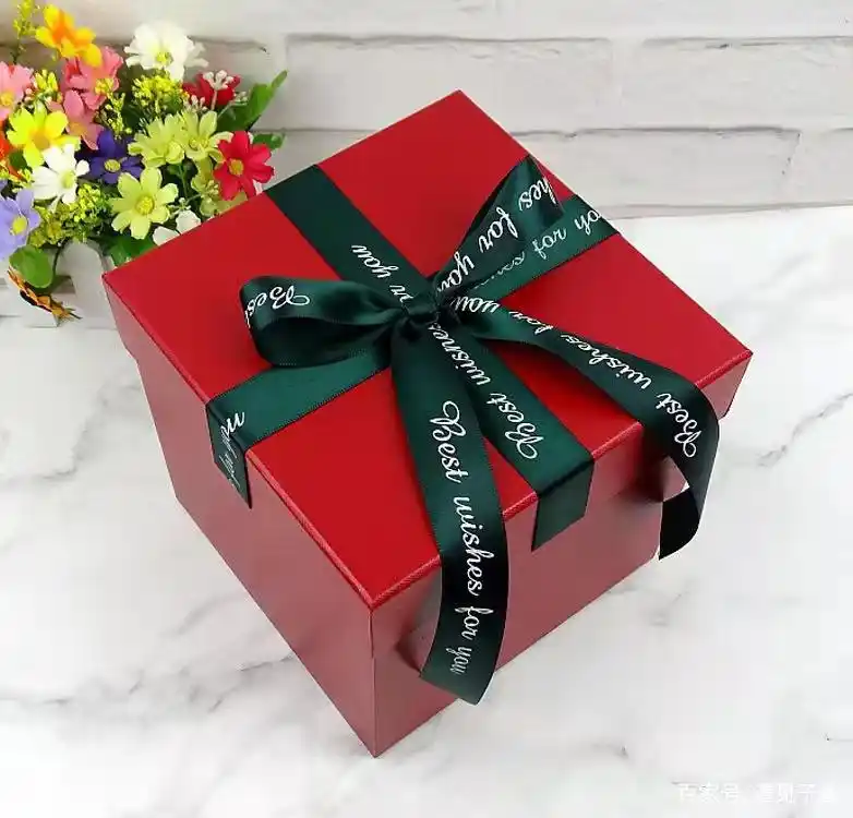 你在朋友圈晒情人节礼物了吗