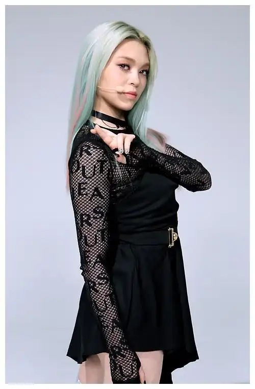 alexa发布第二张迷你专辑刘仁娜穿短裙秀白皙美腿权志龙疑整容