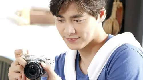 内地明星李易峰明星风尚壁纸10