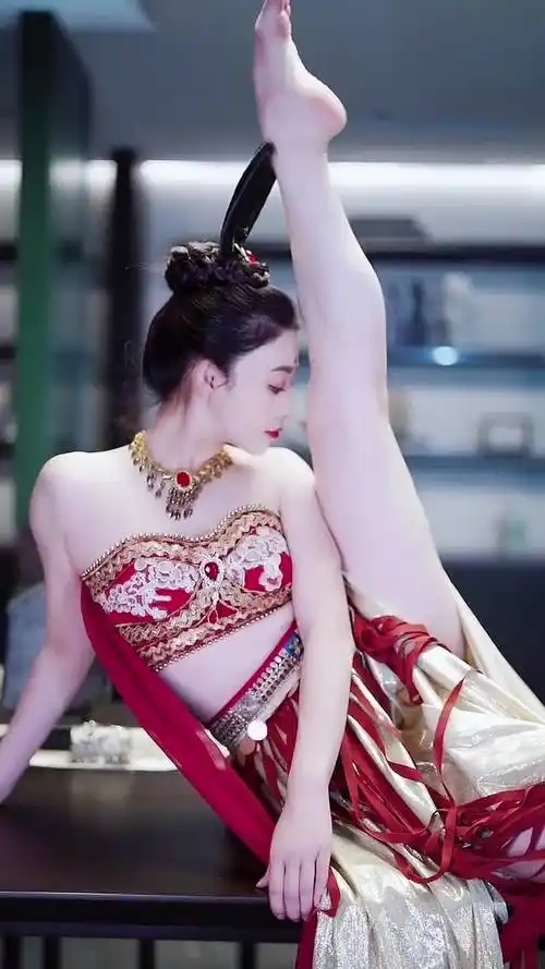 一字马#舞蹈生#仙女#旺仔小乔版樱花树下的约定仙