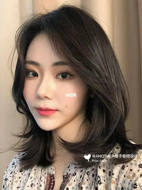 锁骨发气垫烫"高颜值中短发"减龄高颅顶