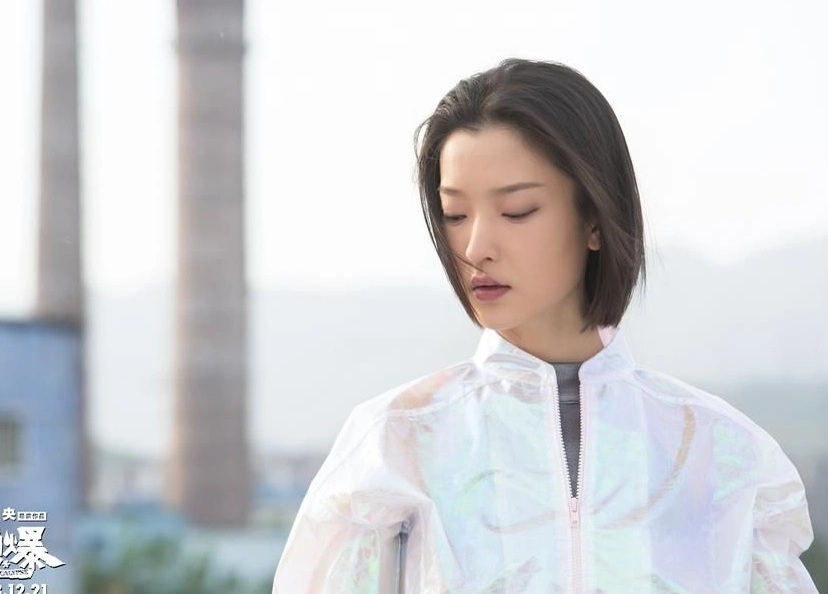 杜鹃首次挑战古装造型,东方韵味十足,剧照美得让人心动!