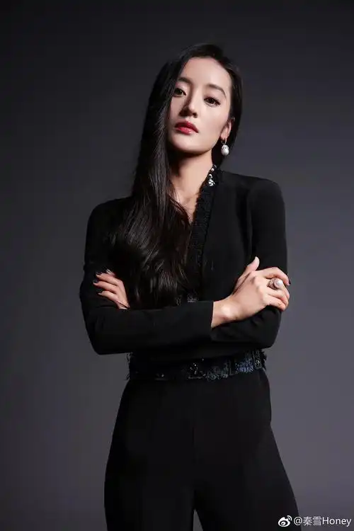 为什么李安琪那种消防栓脸还要政z正确?不就是不好.