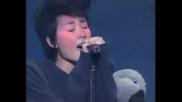 王菲 - 挣脱(全面体演唱会)