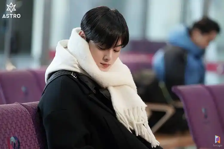 女神降临, 车银优