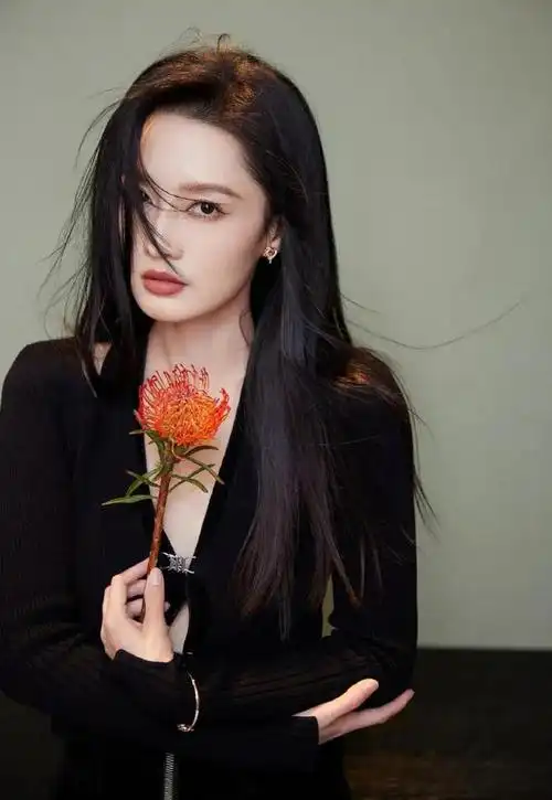 李沁,黑色迷人穿搭魅力 676767