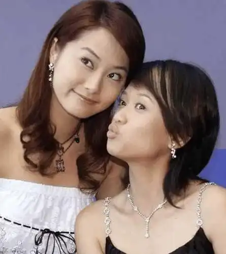 王子变青蛙中的她和他结婚了