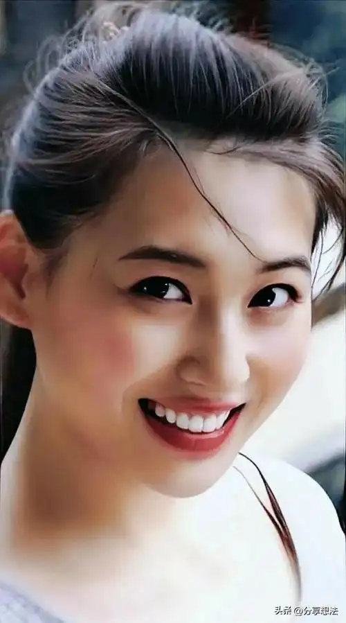 宁丹琳明星壁纸!_网易订阅