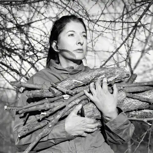 marina abramovi04玛丽娜·阿布拉莫维奇"行为艺术之母",这个女人