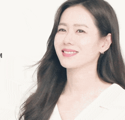 孙艺珍的这抹笑从18年前一直甜到现在