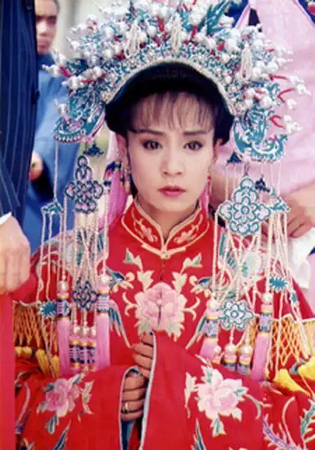 说到刘雪华,给大家印象最深的就是她的哭戏,一双大眼睛随时都可能掉出