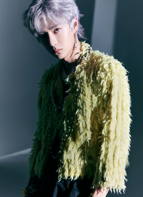 王一博京剧造型帅翻全网,全新装扮受夸赞,却被批糟蹋国粹