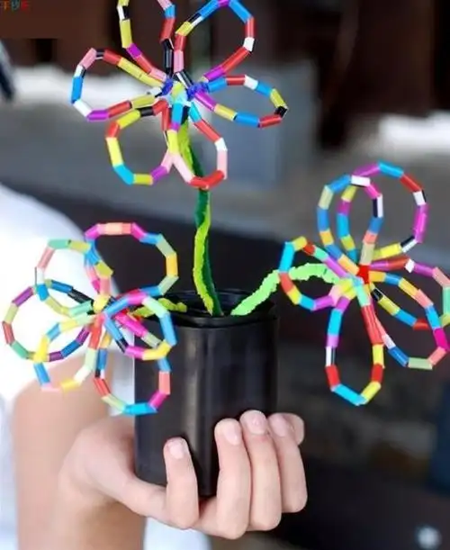 用吸管手工制作漂亮花的步骤图解(图文教程)