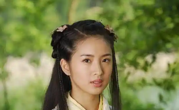 据知情人透露,林依晨不断没有生孩子,她老公让她停工疗养,先生完孩子