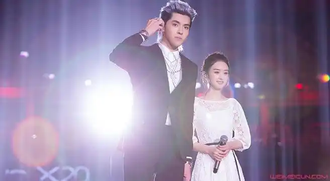 吴亦凡妈妈喜欢赵丽颖 深扒吴赵两人甜蜜互动瞬间