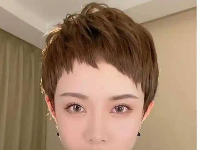 短发可以烫什么卷