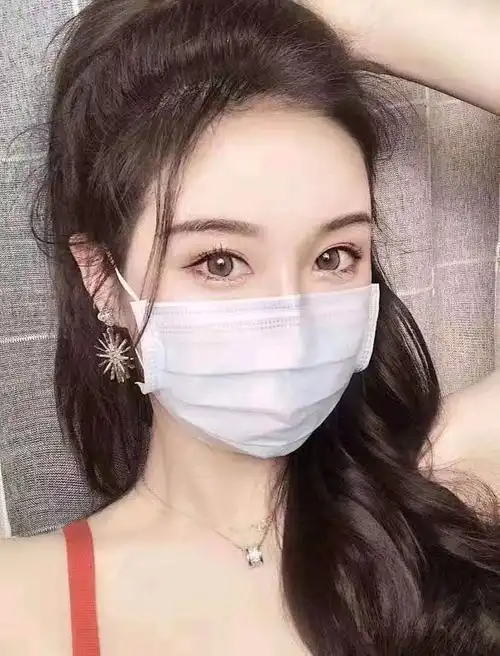 戴口罩更考验颜值啦! 你说对吗?