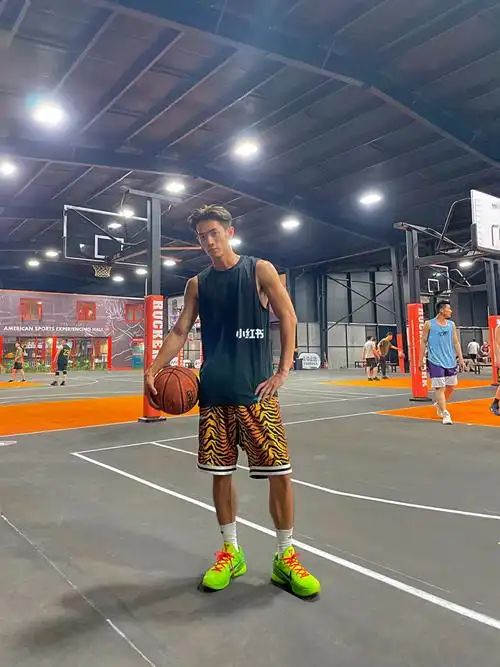 体育生的腿有多绝