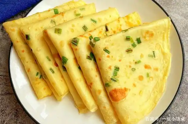 开学早餐这样吃,葱花鸡蛋饼,营养丰富