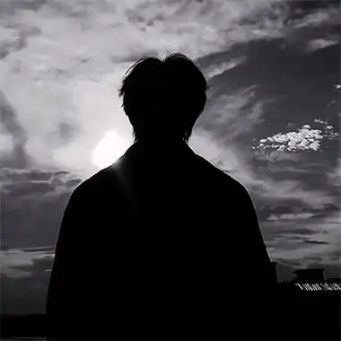 标签:意境,背影,戴帽子