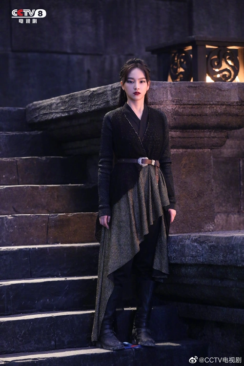 真人版斗罗大陆特效和服道化成反比很显眼