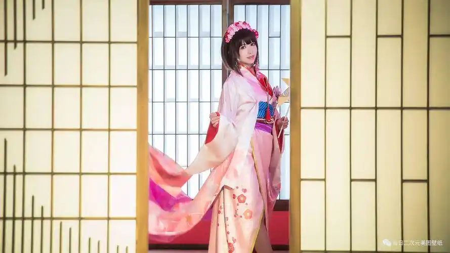 cos美图加藤惠和服